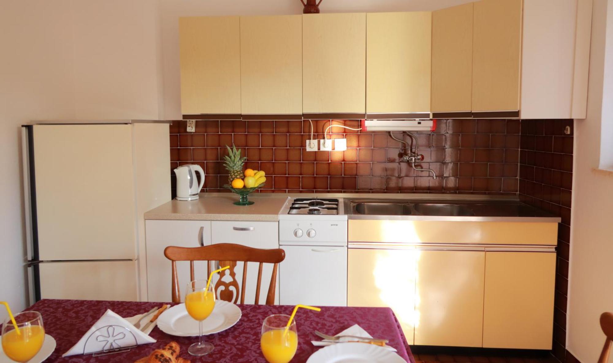Apartments Ivanka Trogir Exterior foto